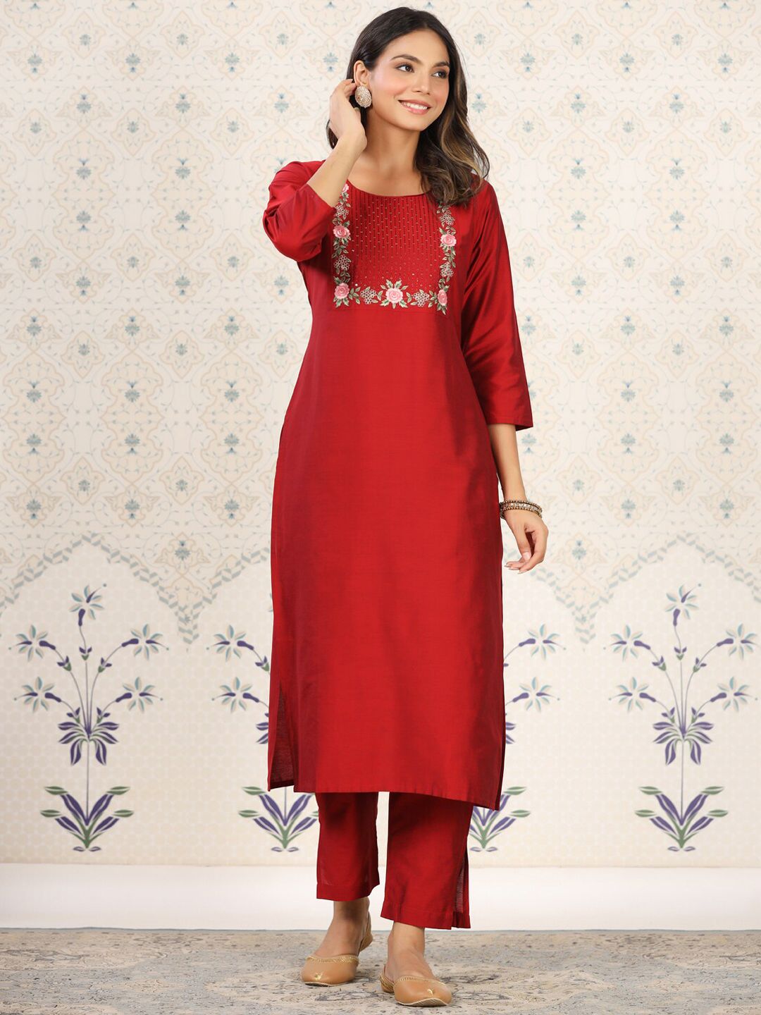 Ode by House of Pataudi Floral Embroidered Kurta - Distacart