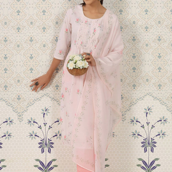 Ode by House of Pataudi Floral Printed Pleated Kurta & Trousers With Dupatta - Distacart