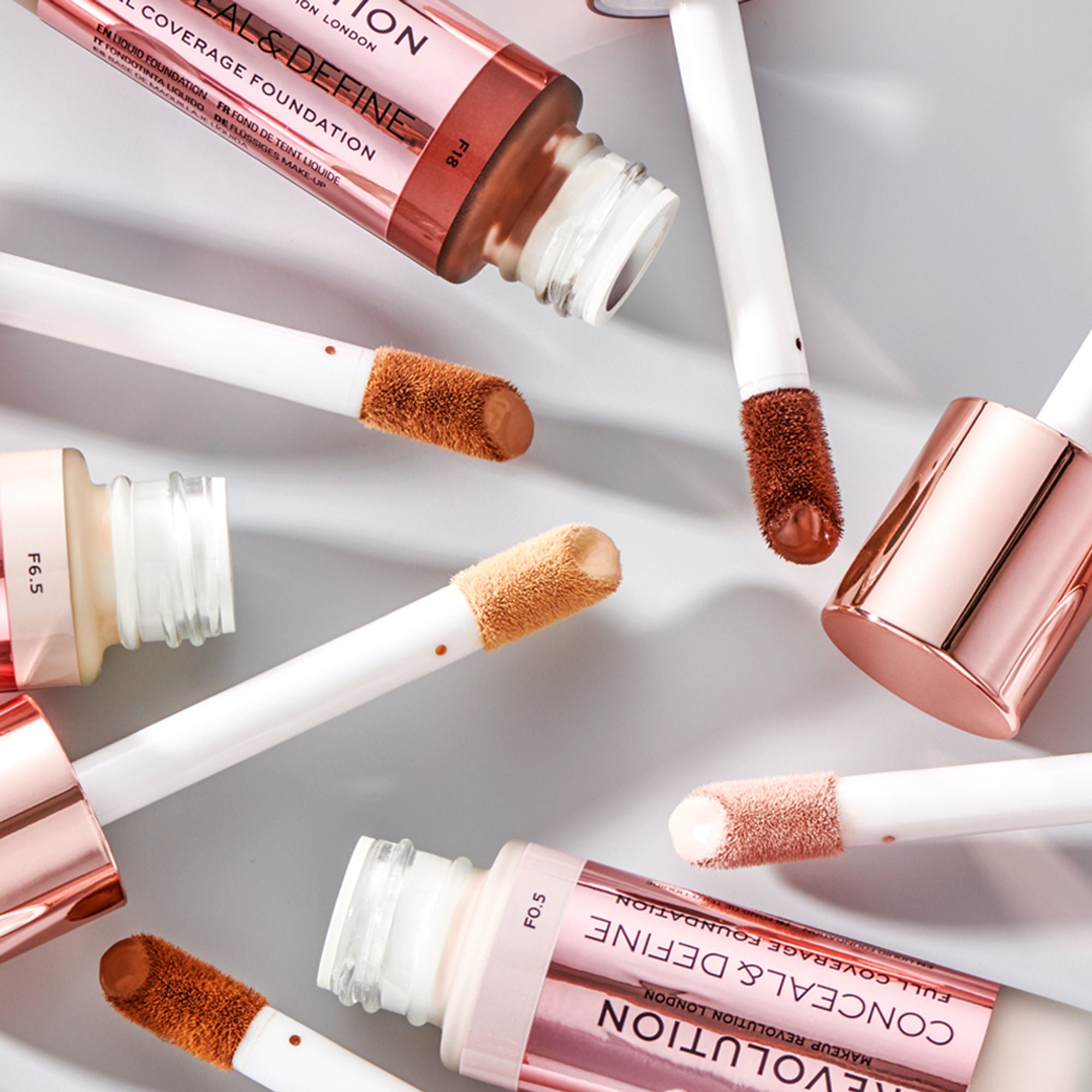 Makeup Revolution Conceal And Define Foundation - F8.5