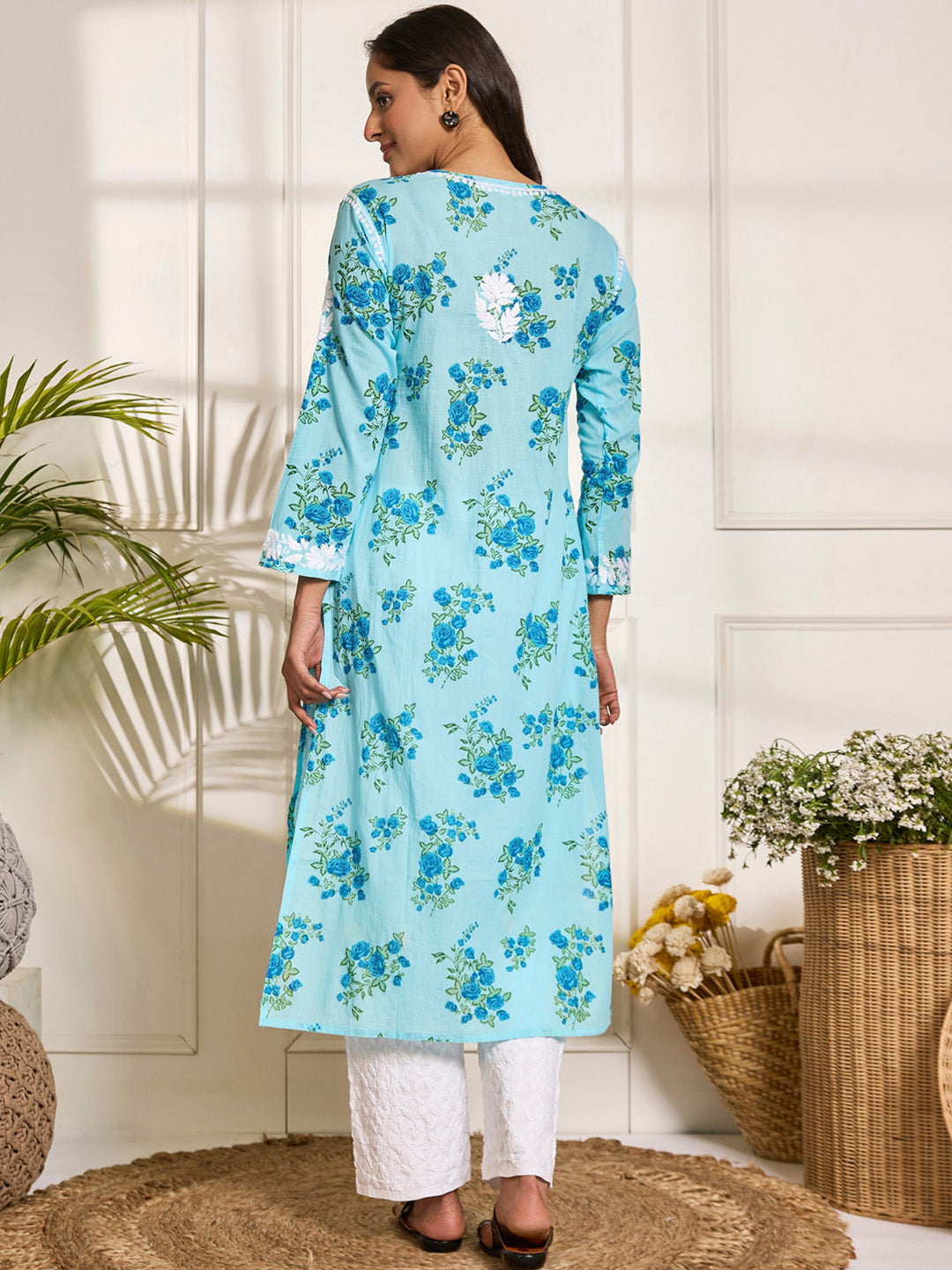 HOUSE OF KARI Floral Embroidered Chikankari Pure Cotton Kurta - Distacart