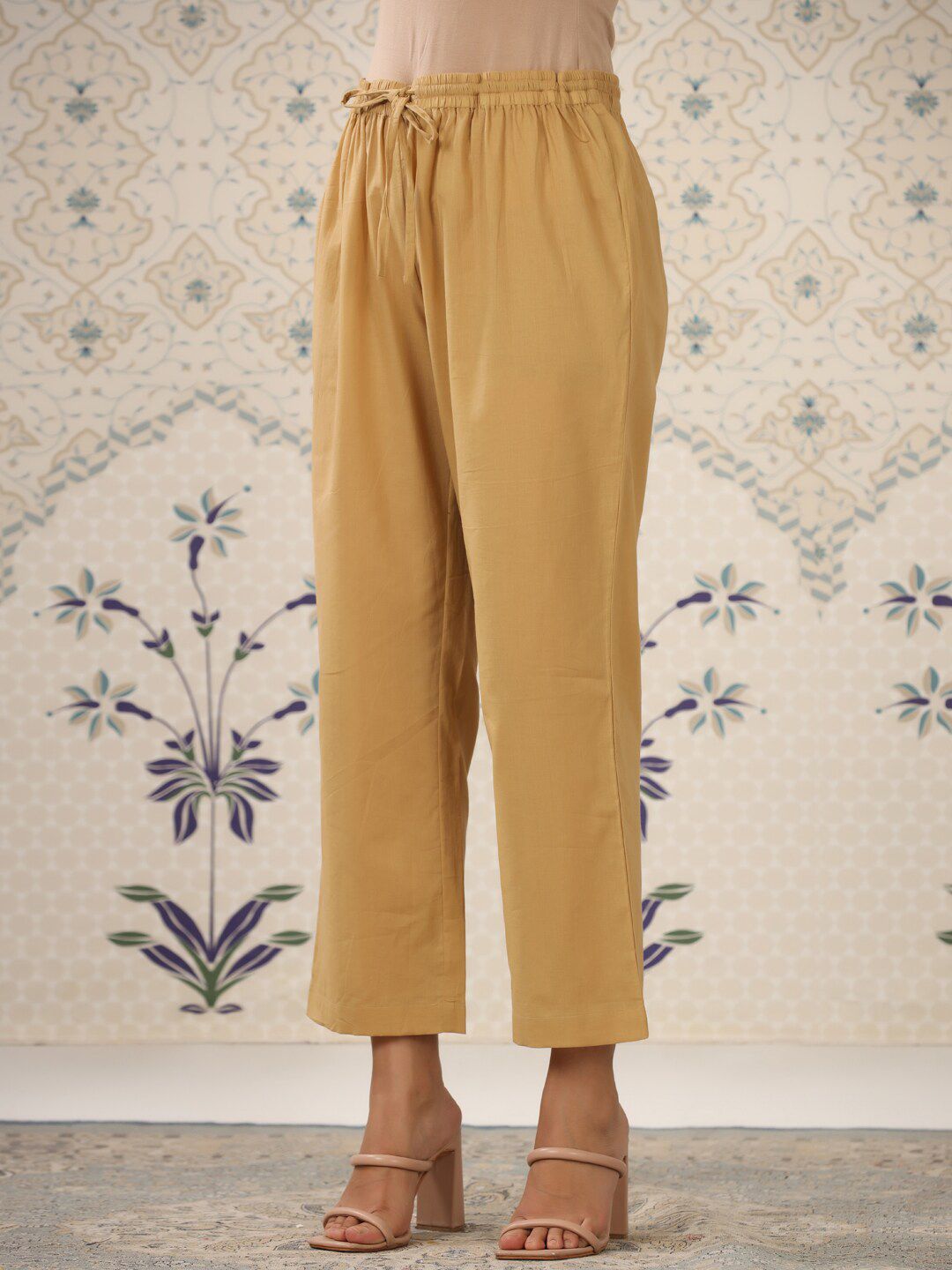 Ode by House of Pataudi Red & Beige Printed V Neck Pure Cotton Kurta With Palazzos - Distacart