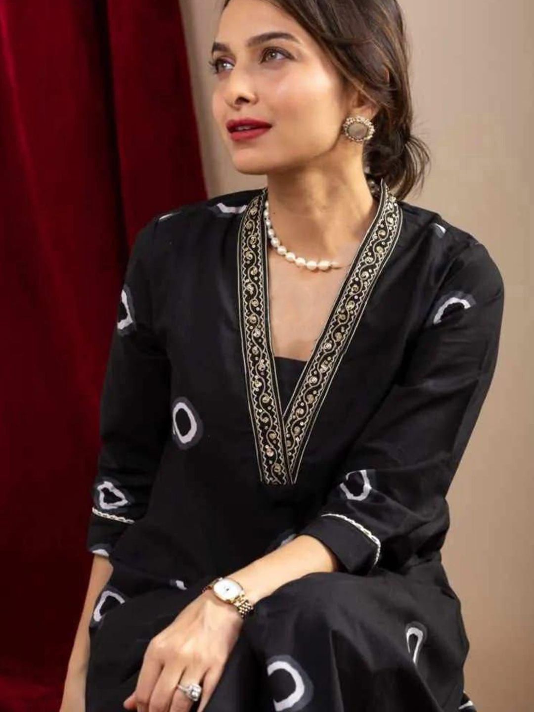 Kalini Geometric Printed V-Neck Pure Cotton A-Line Kurta With Palazzos
