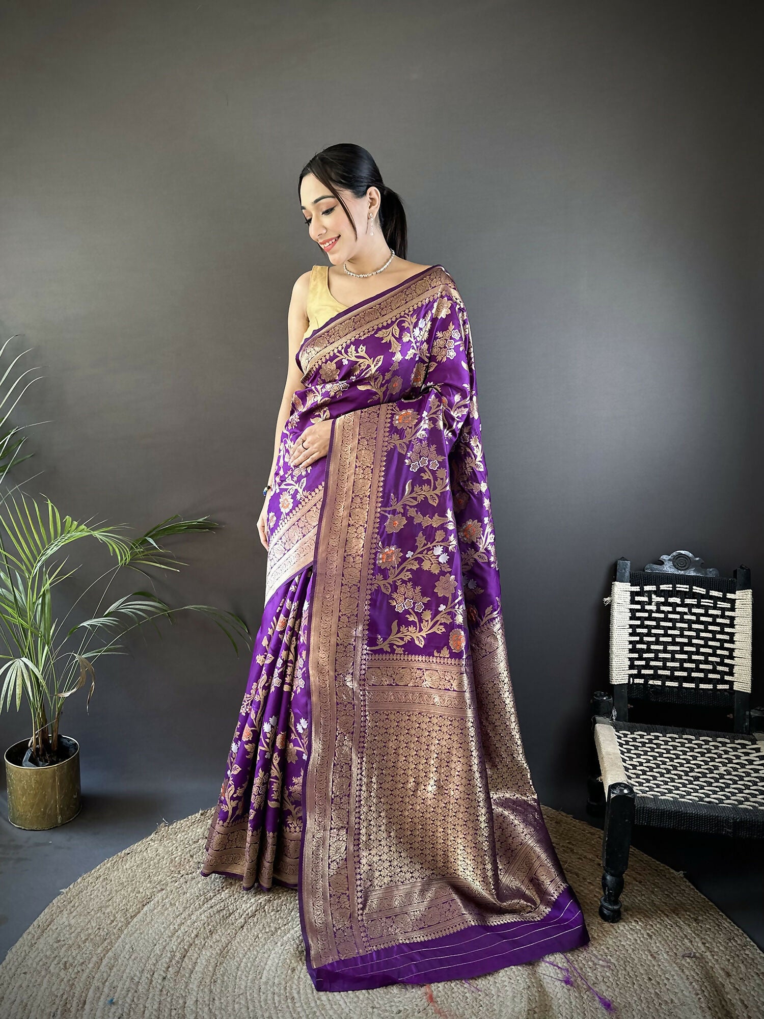 Joban Fashion Purple Floral & Ethnic Motifs Design Soft Silk Meenakari Banarasi Saree