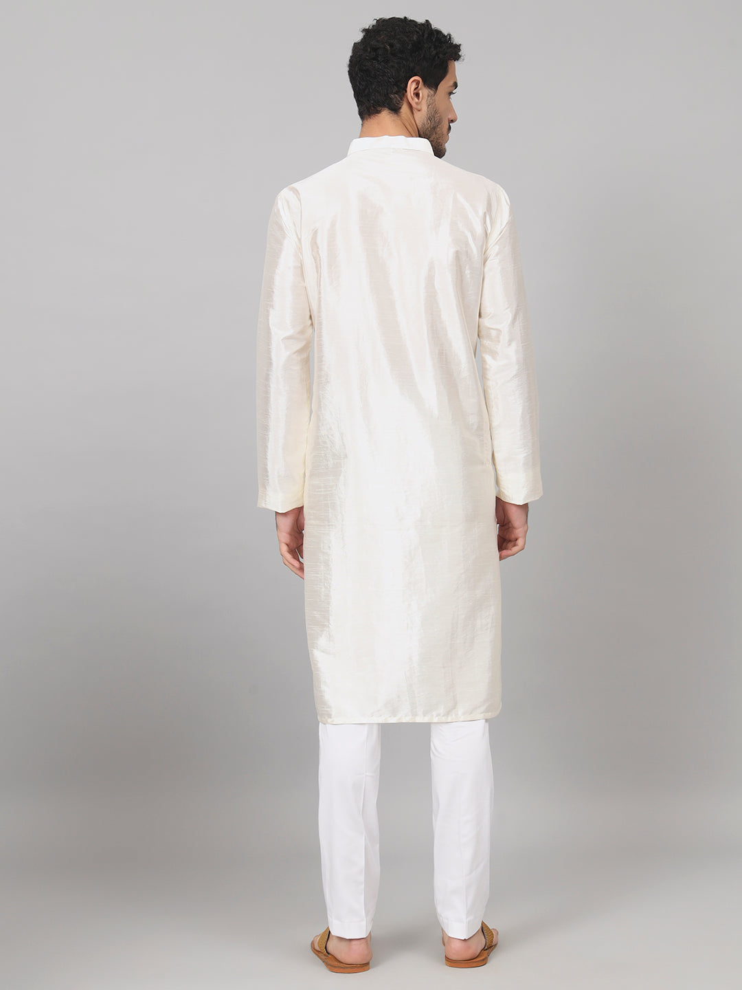 Rein Multicolor Embroidered Silk Kurta by Hilo Design