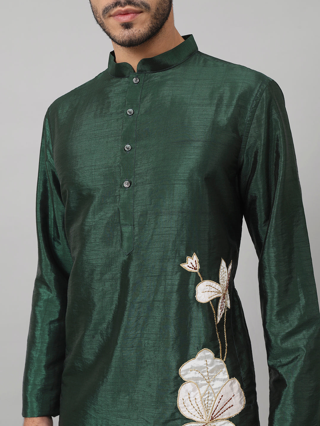 Evergreen Silk Kurta With Patch Embellishments by Hilo Design - Distacart
