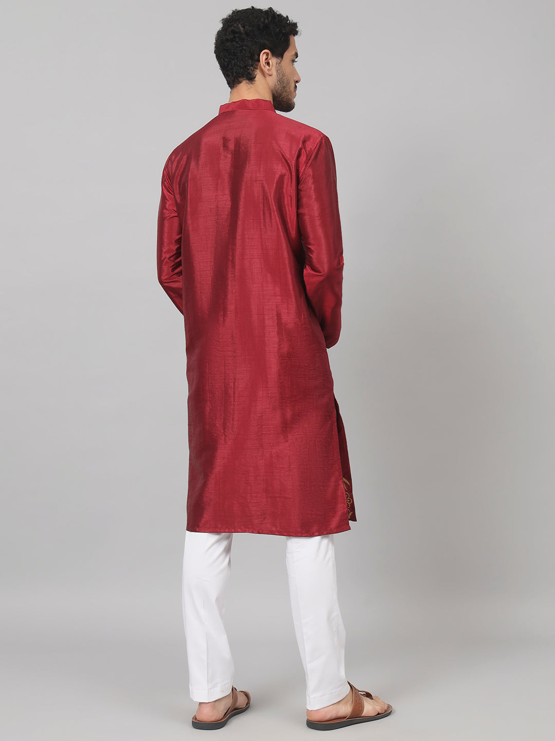 Zari Embroidered Silk Kurta by Hilo Design