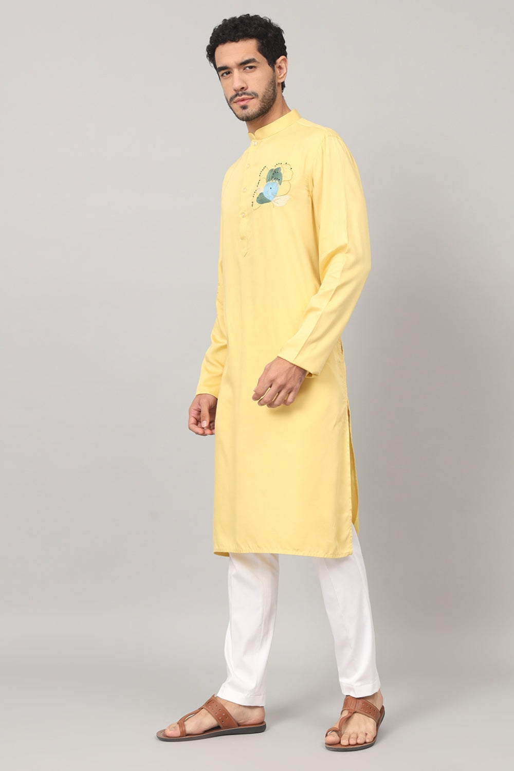 Abstract Embroidered Cotton Kurta by Hilo Design - Distacart