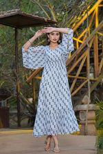 Thumbnail for Juniper Women's Women Beautiful Grey Checked Tiered Dress - Distacart