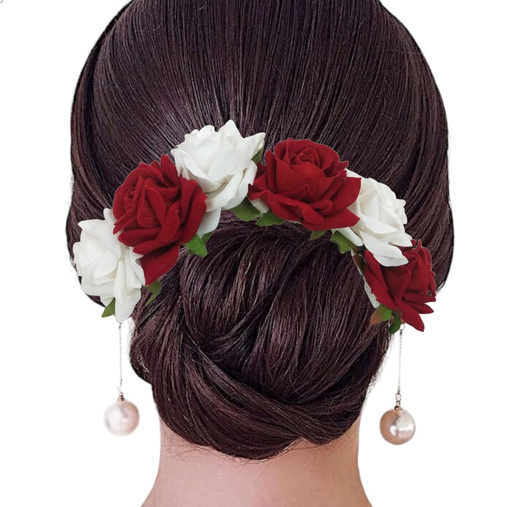 Red & White Velvet Rose Gajra - Distacart