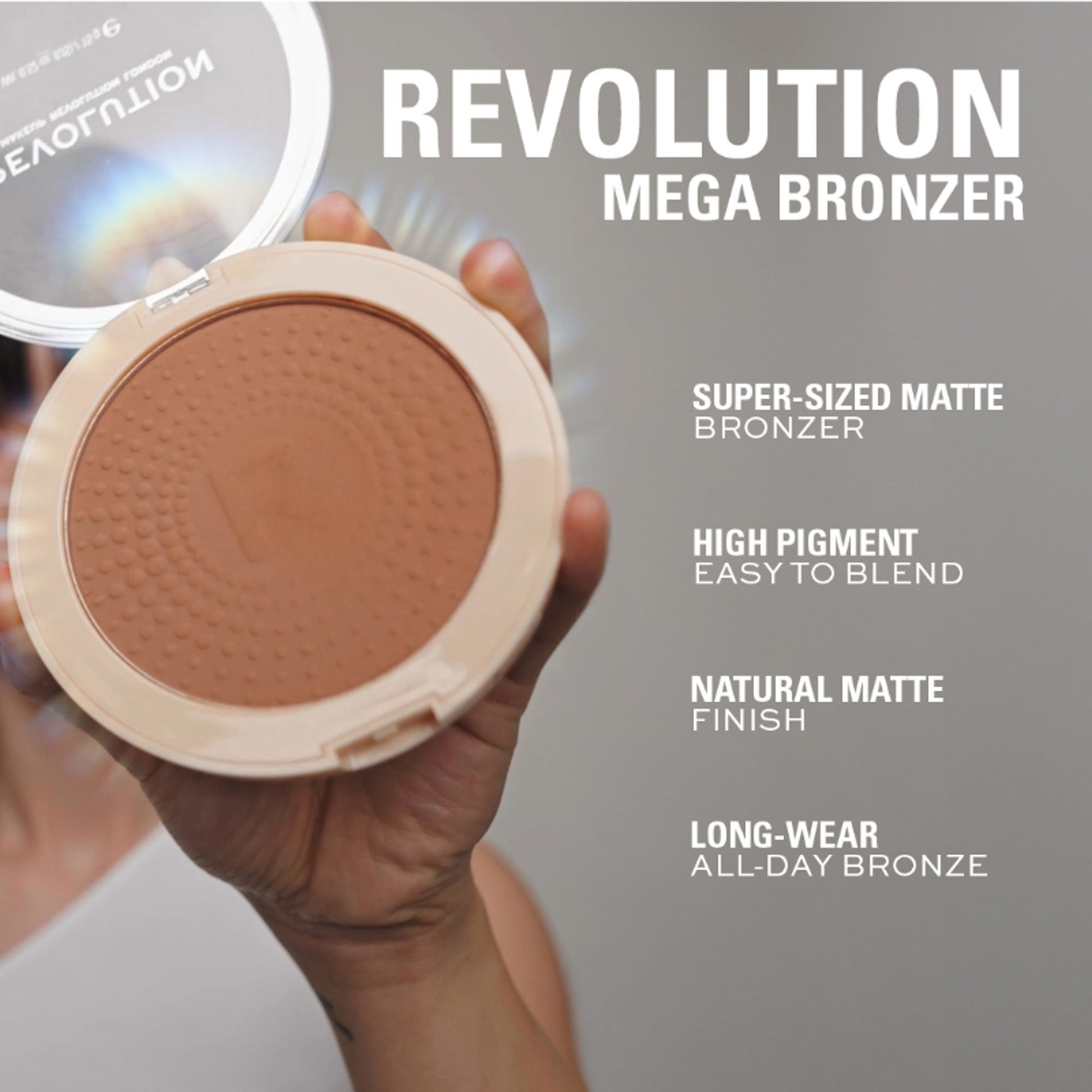 Makeup Revolution Mega Bronzer - 02 - Warm - Distacart