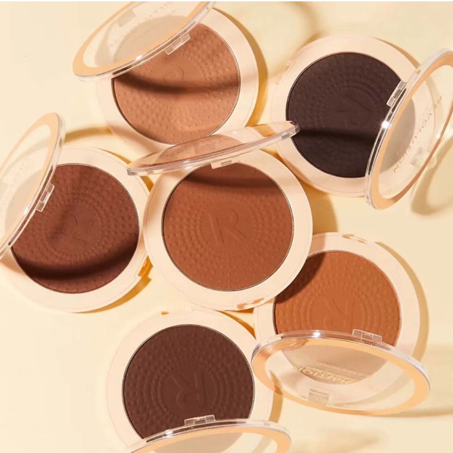 Makeup Revolution Mega Bronzer - 02 - Warm - Distacart