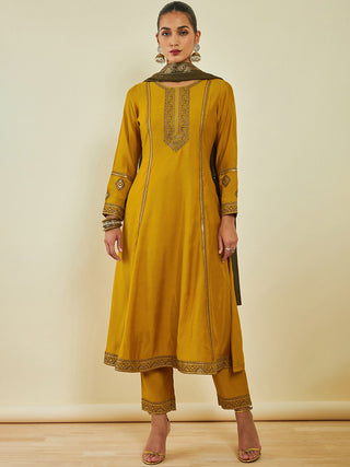 Soch Ethnic Motifs Embroidered Gotta Patti Kurta with Trousers & With Dupatta - Distacart