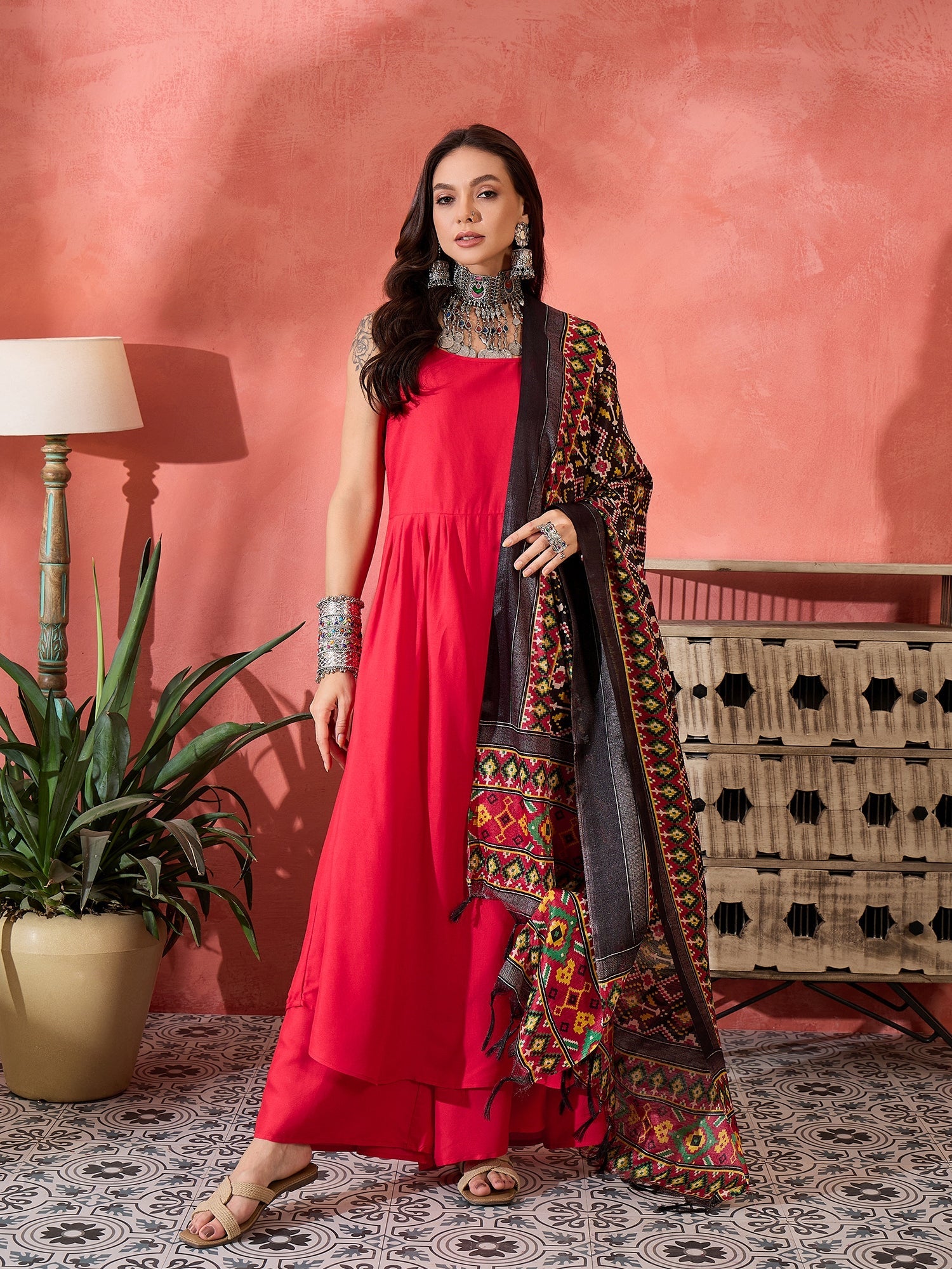 InWeave Red Strappy Kurta Set Black Patola Dupatta - Distacart