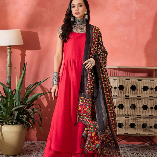 InWeave Red Strappy Kurta Set Black Patola Dupatta - Distacart