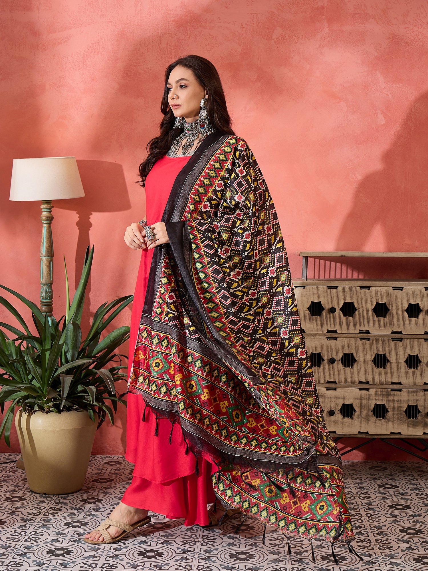 InWeave Red Strappy Kurta Set Black Patola Dupatta - Distacart