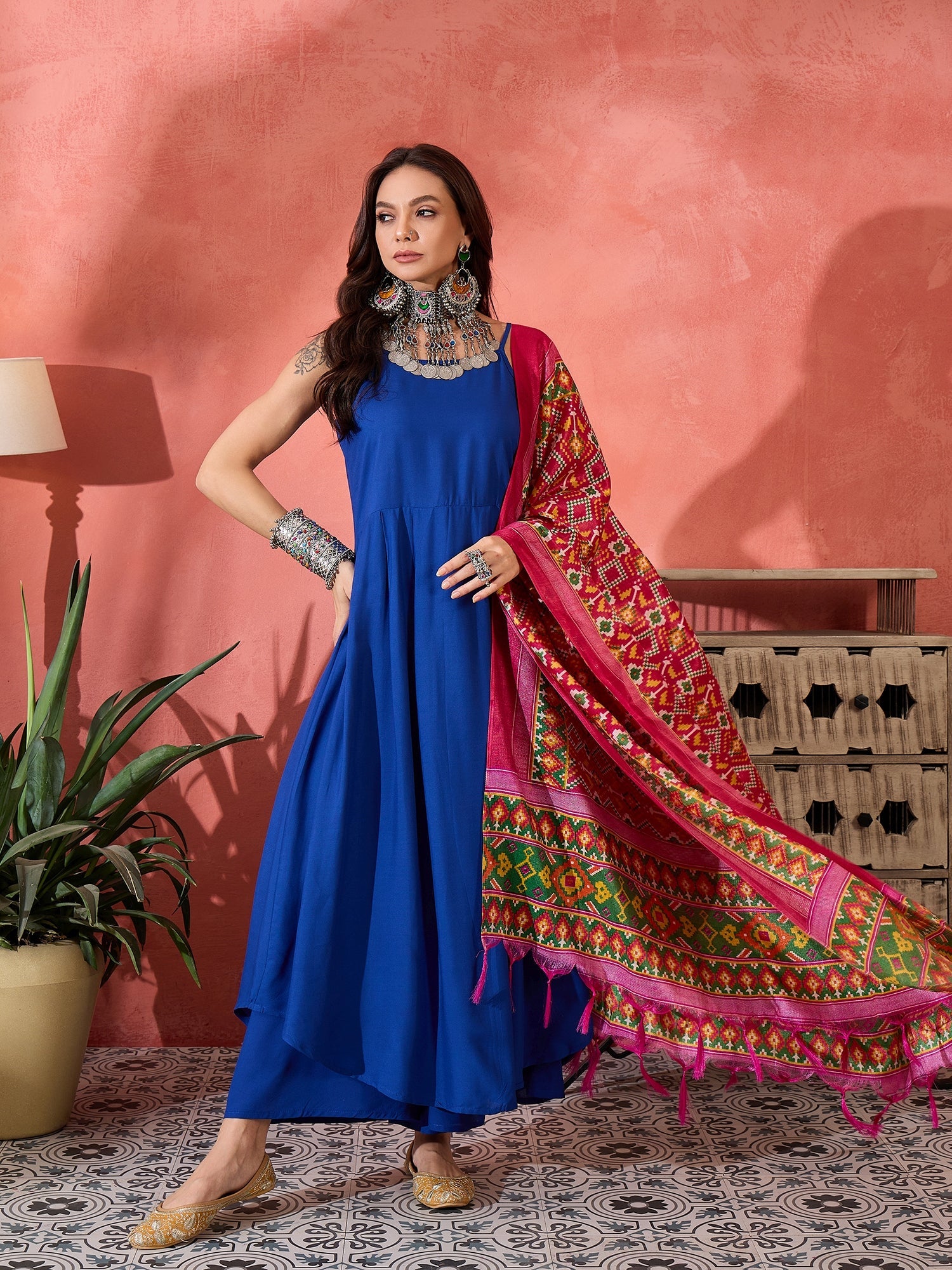 InWeave Ink Blue Strappy Kurta Set Pink Patola Dupatta - Distacart