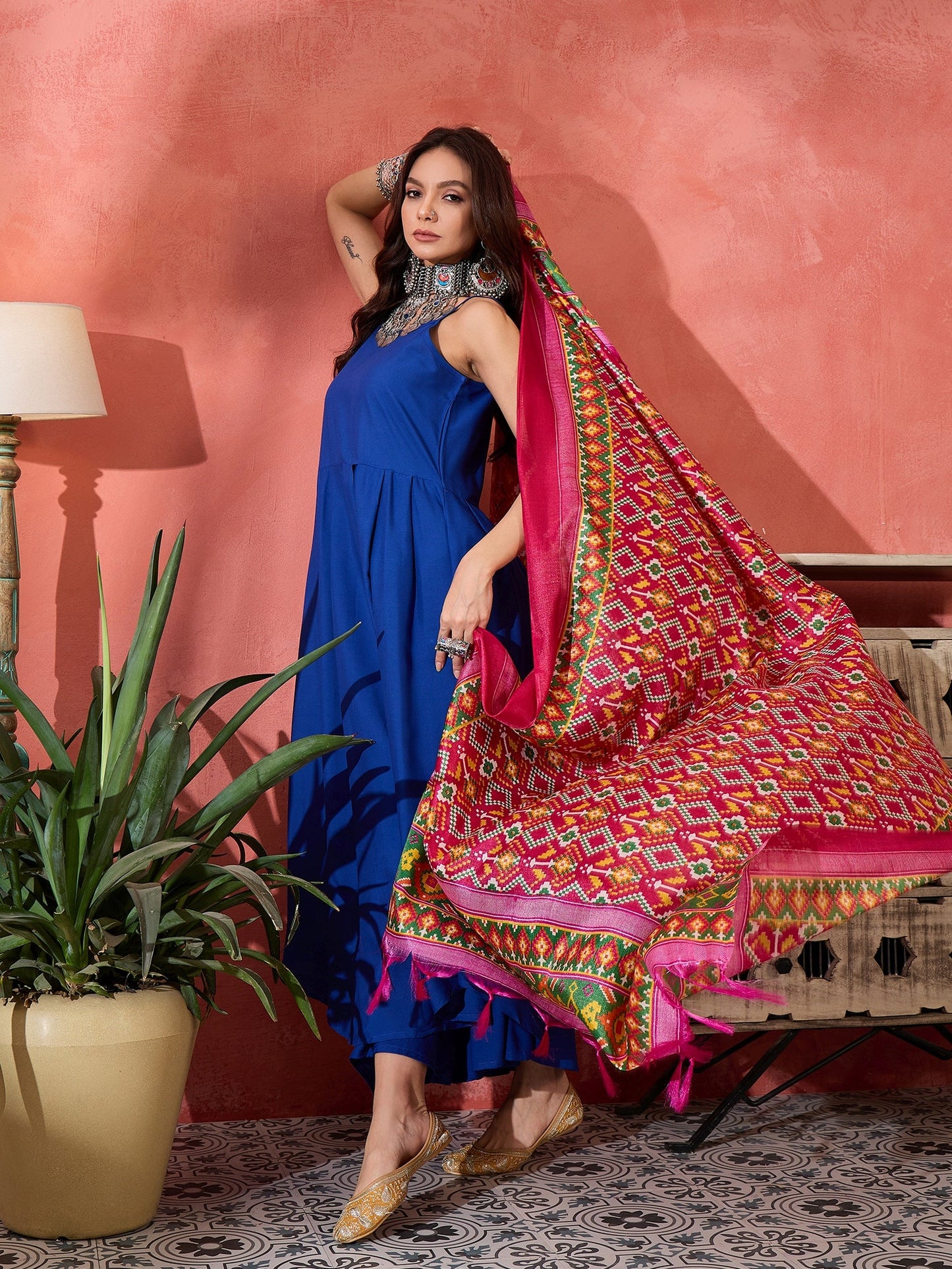 InWeave Ink Blue Strappy Kurta Set Pink Patola Dupatta - Distacart