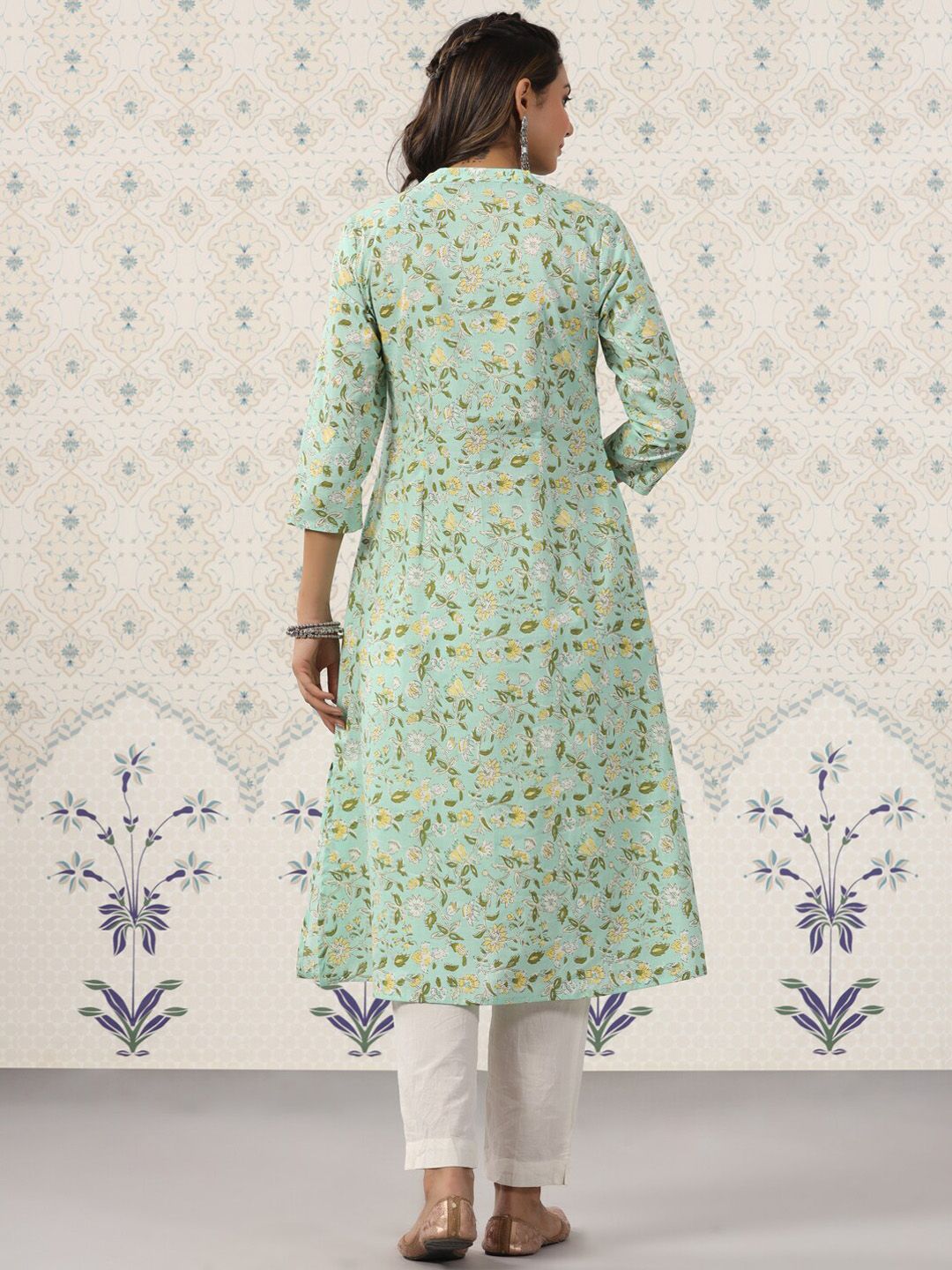 Ode by House of Pataudi Floral Printed Band Collar Pure Cotton Kurta - Distacart