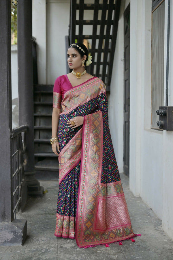 Vishnu Weaves Women's Navy-Blue Paithani Silk Saree with Blouse - Distacart