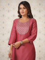 Thumbnail for Ode by House of Pataudi Floral Yoke Design Thread Work Straight Kurta - Distacart