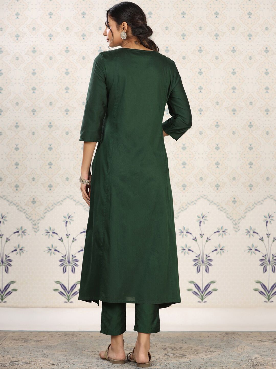 Ode by House of Pataudi Yoke Design Embroidered Kurta with Trousers - Distacart