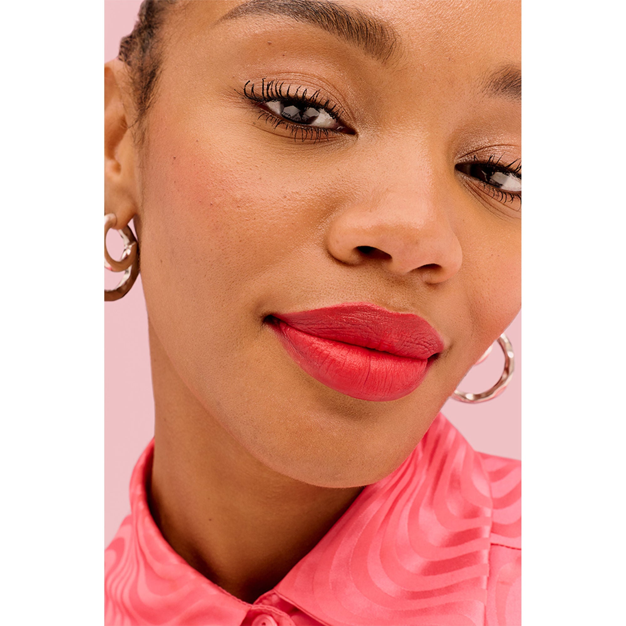 Benefit Cosmetics Plushtint Matte Lip Tint - 18 Feather Boa Soft Coral - Distacart