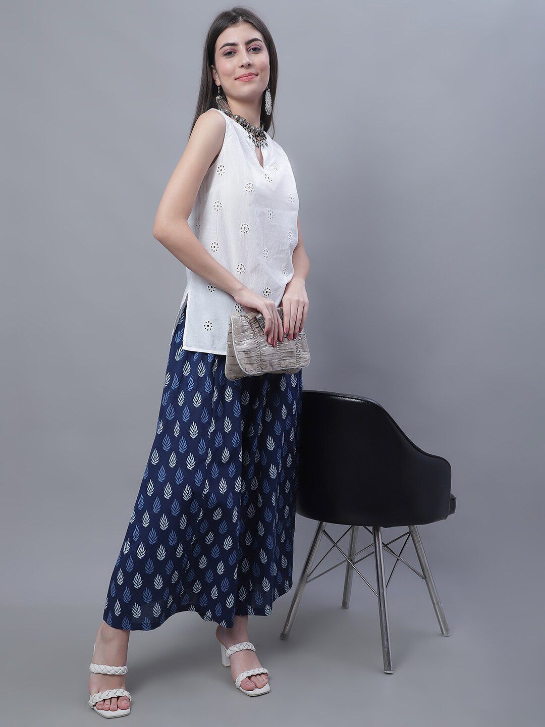 TAG 7 Women Mid-Rise Floral Printed Flared Ethnic Pure Cotton Palazzos - Distacart