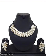 Thumbnail for Tehzeeb Creations Women's White Seap Design Necklace Set - Distacart