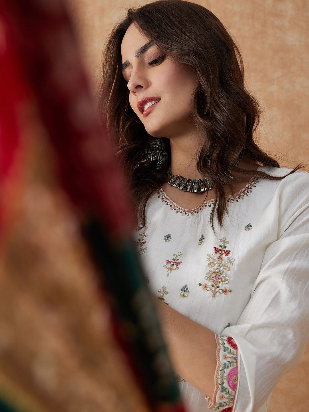 Sangria White Ethnic Motifs Embroidered Thread Work Straight Kurta & Trouser With Dupatta - Distacart
