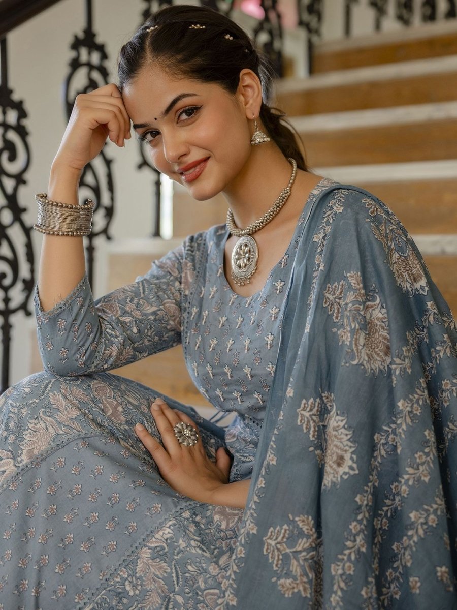 Anouk Women Floral Printed Panelled Beads and Stones Kurta with Trousers & With Dupatta - Distacart