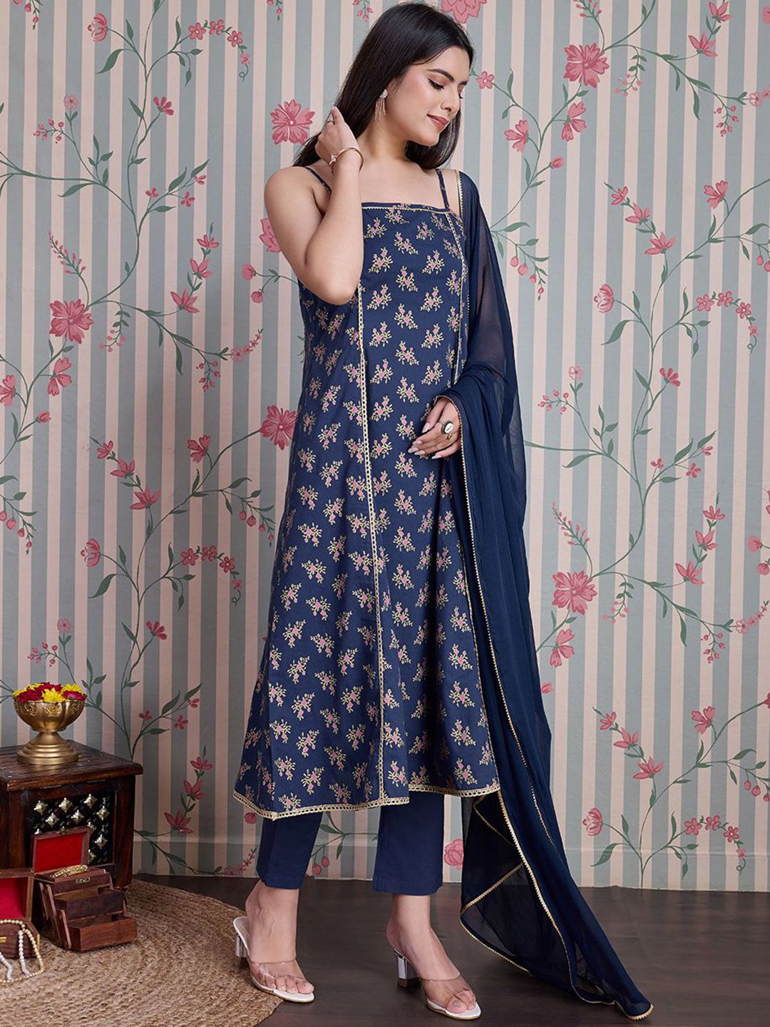 Ode by House of Pataudi Floral Printed Gotta Patti Pure Cotton Anarkali Kurta Set - Distacart