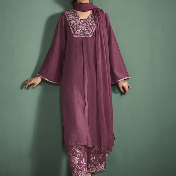 Anouk Embroidered Regular Thread Work Chanderi Silk Straight Kurta with Trousers & Dupatta - Distacart