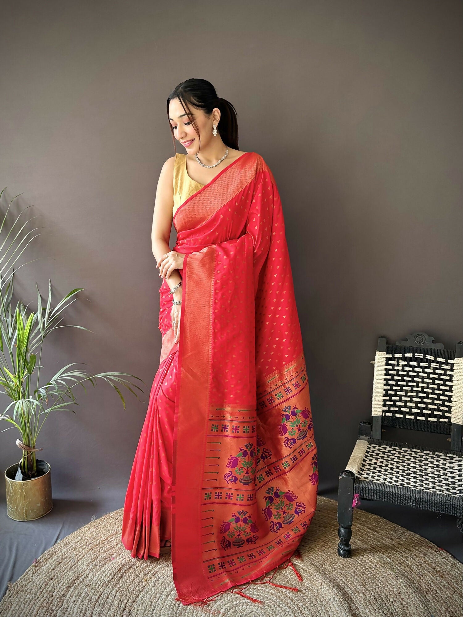 Joban Fashion Red Jacquard Butti Soft Lichi Silk Paithani Saree