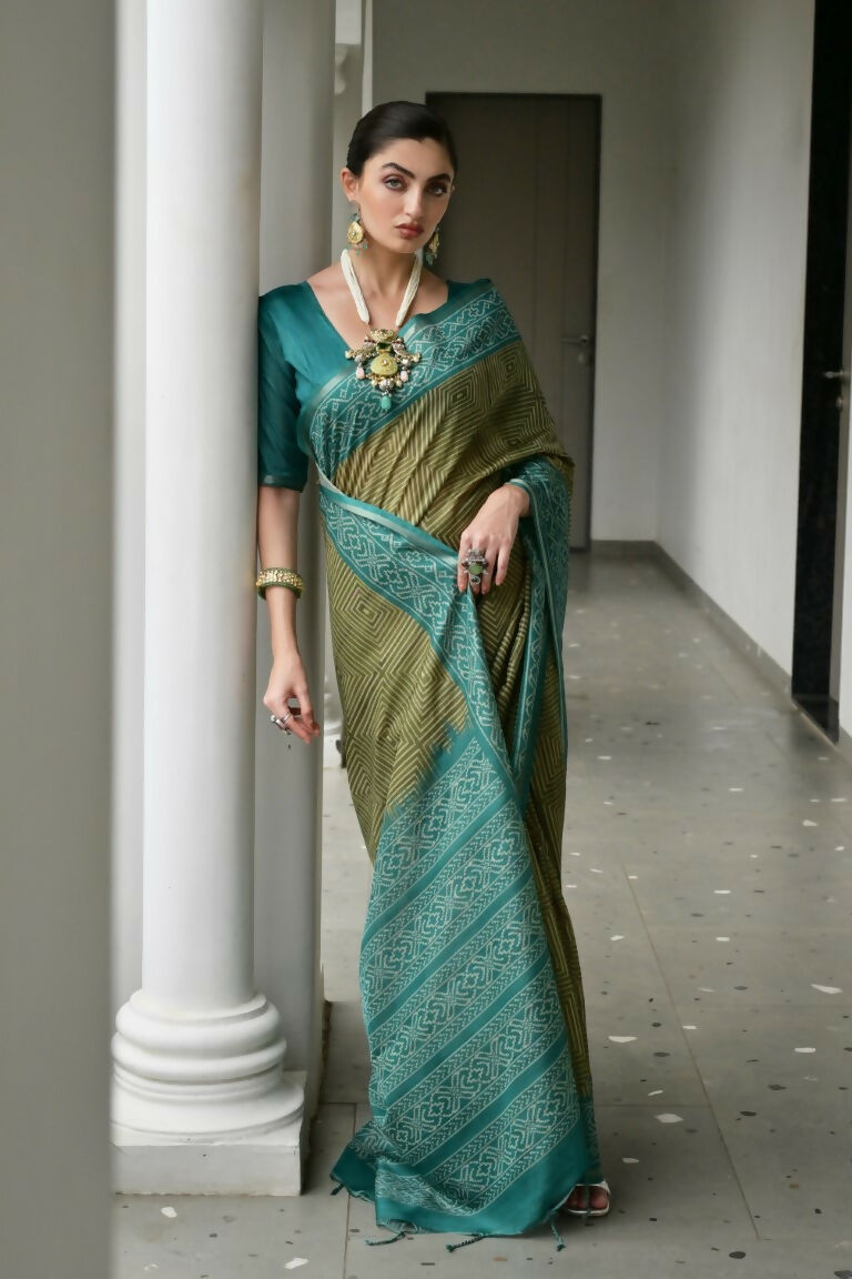 Vishnu Weaves Women's Rama Soft Tussar Silk Printed Saree with Blouse