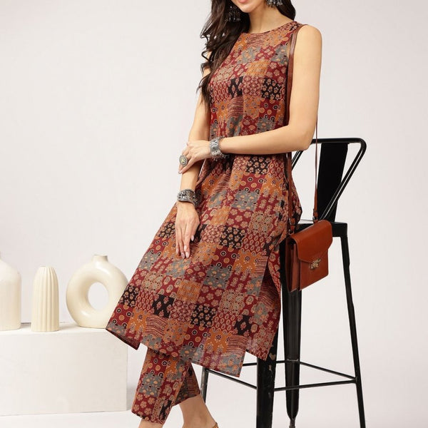 Anouk Ethnic Floral Printed Round Neck Sleeveless Side Slits Kurta with Trouser - Distacart