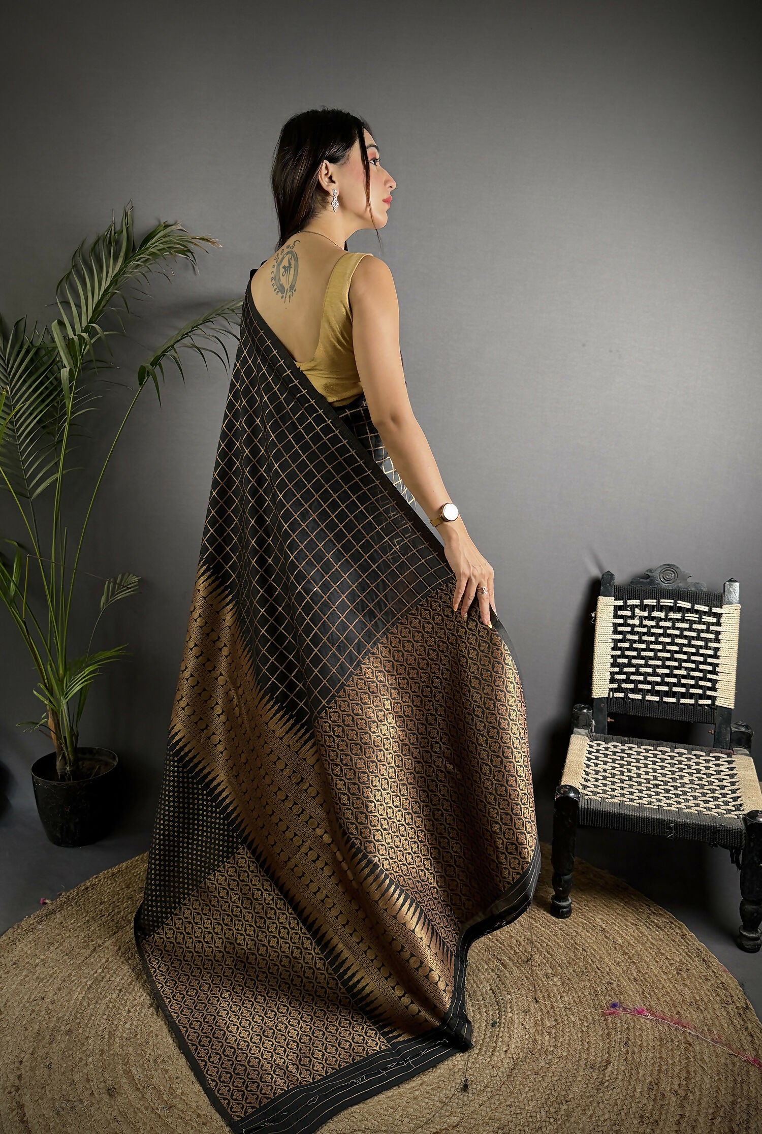 Joban Fashion Black Banarasi Soft Lichi Silk Checks & Woven Saree