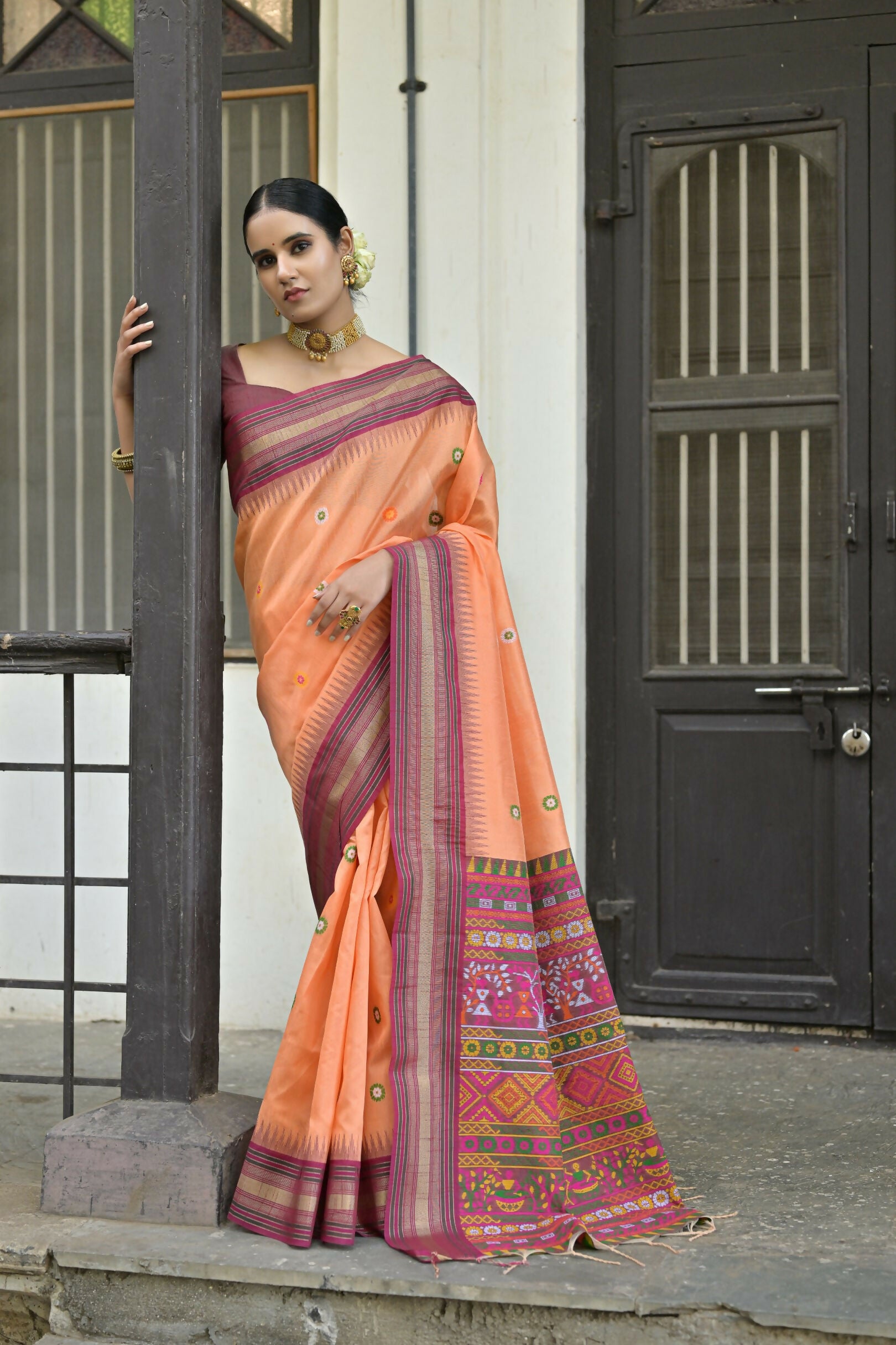 Vishnu Weaves Women's Orange Handloom Raw Silk Saree with Blouse - Distacart