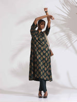 Thumbnail for trueBrowns Green Foil Print Cotton Kurta Set