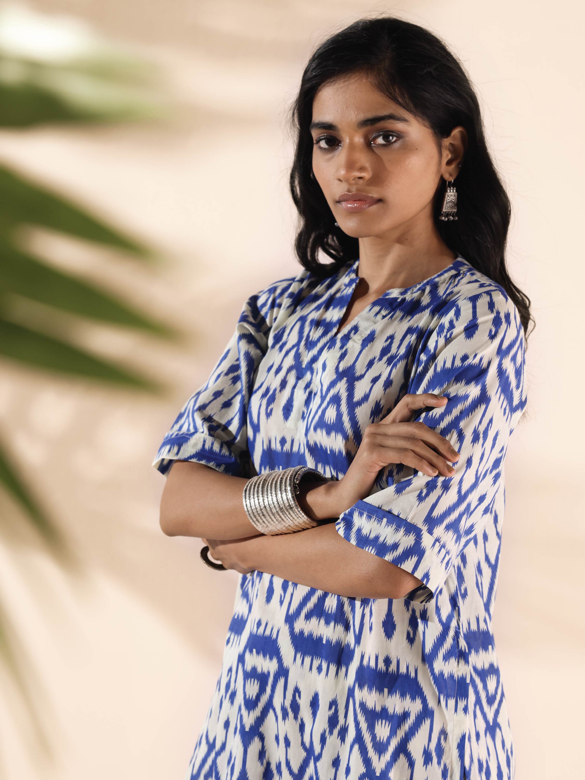 trueBrowns Blue Cotton Ikat High-Low Kurta Pant Set - Distacart