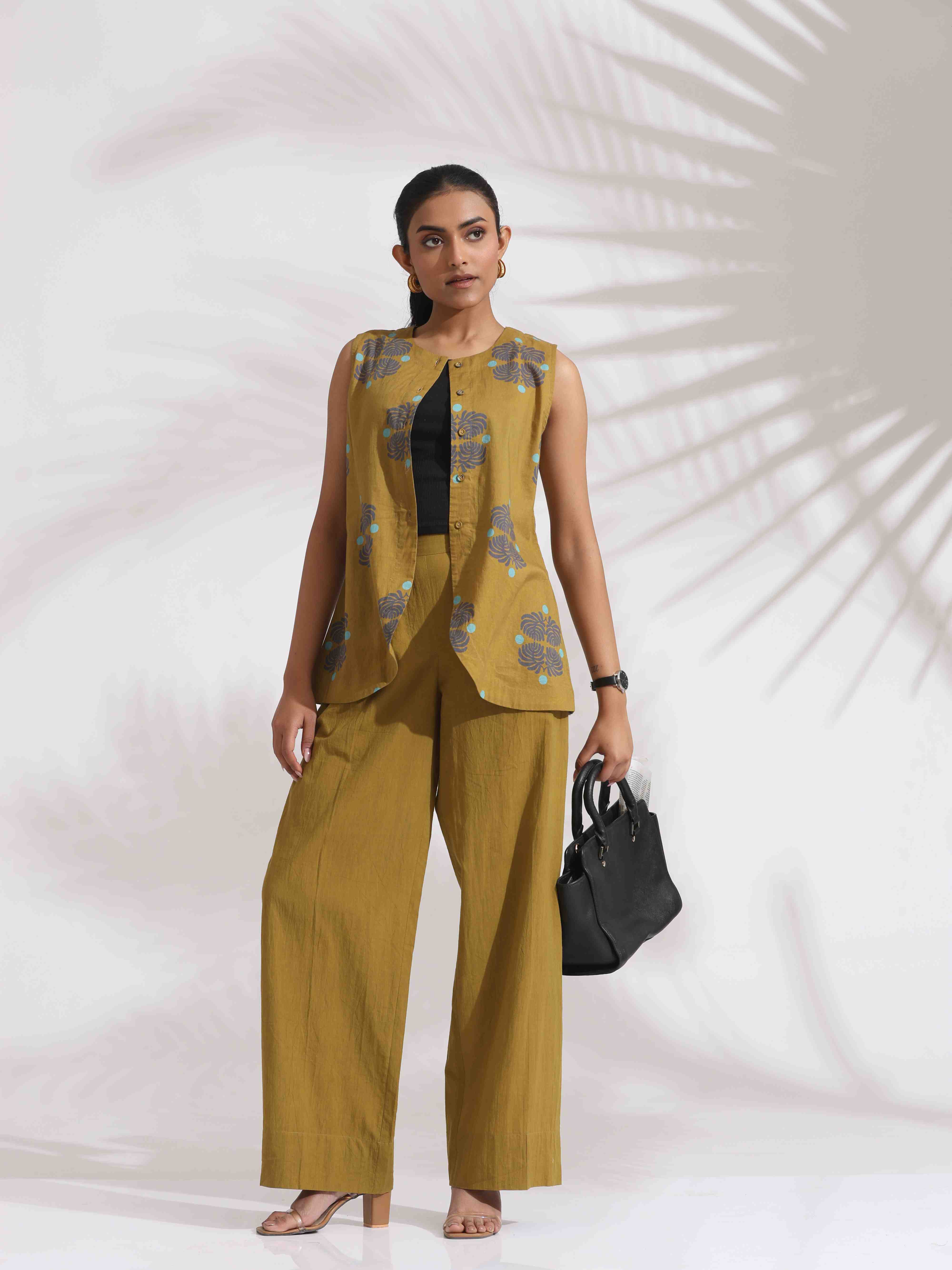 trueBrowns Green Cotton Print Top & Flared Pants Co-ord Set