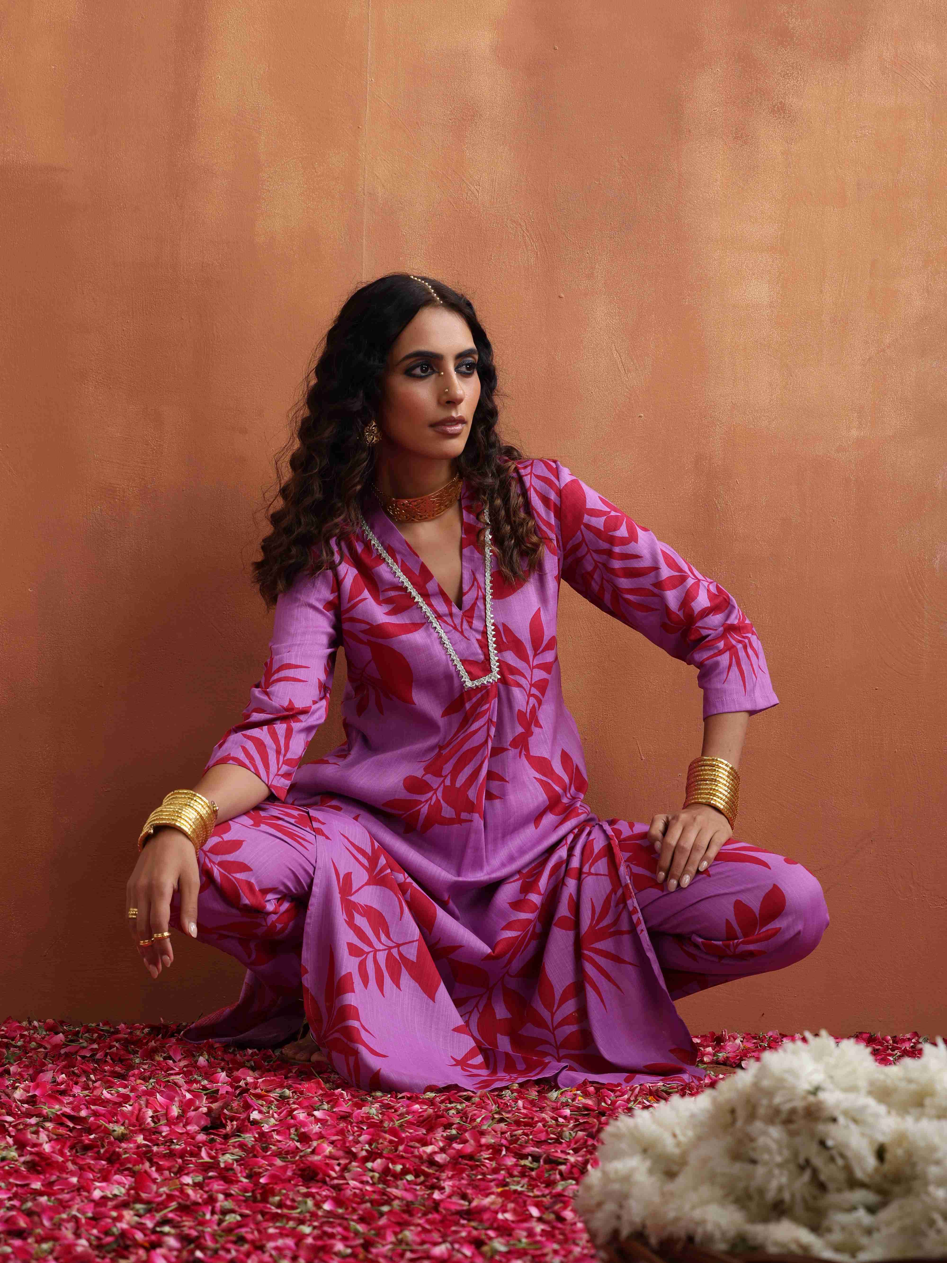 trueBrowns Purple Print Straight Kurta Set - Distacart