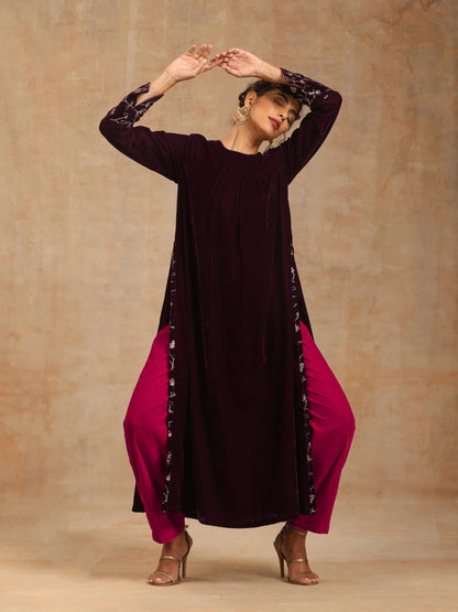 trueBrowns Wine Velvet Embroidered Kurta - Distacart