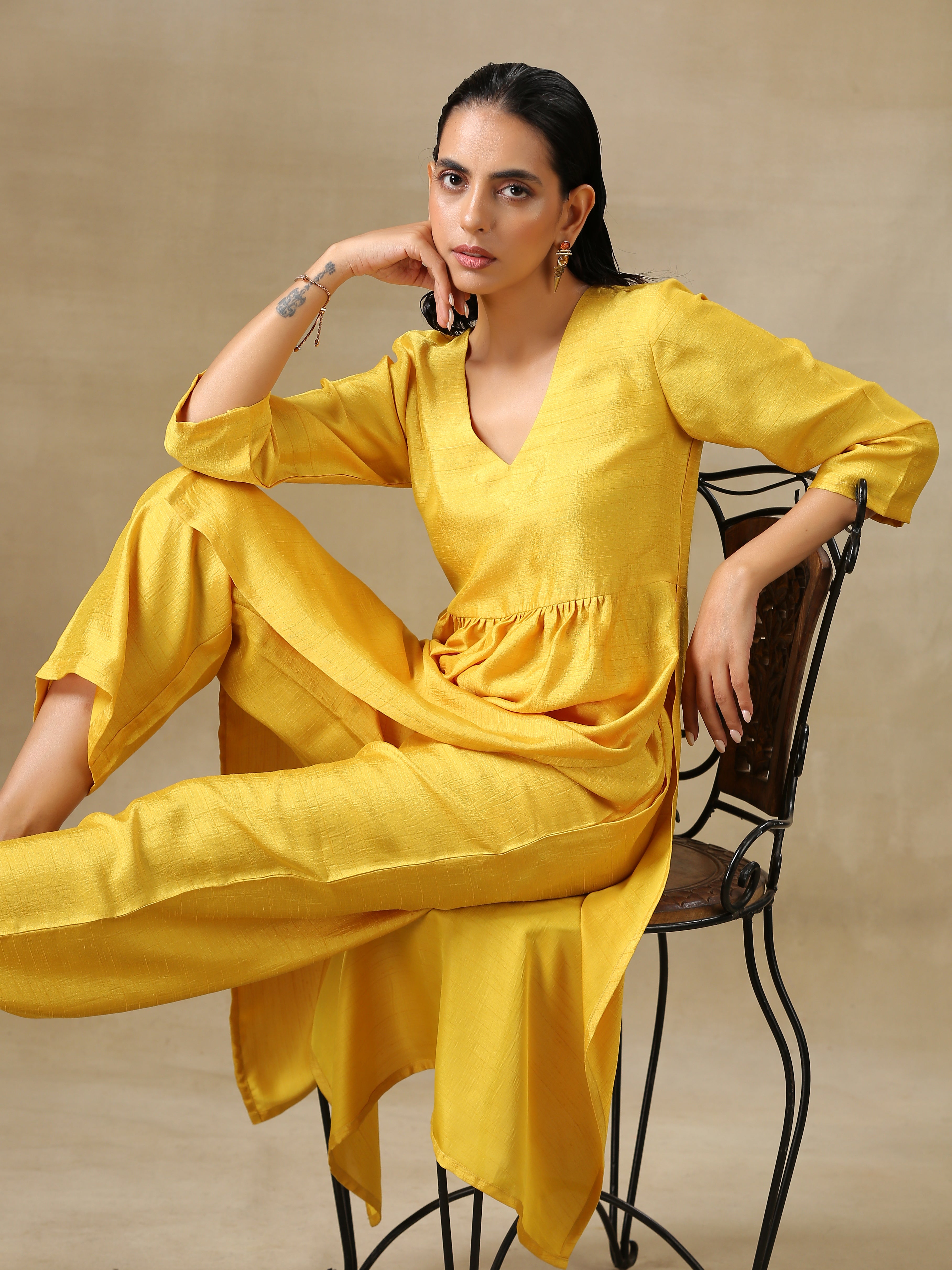 trueBrowns Yellow Textured Silk High Slit Gathered Kurta Set - Distacart