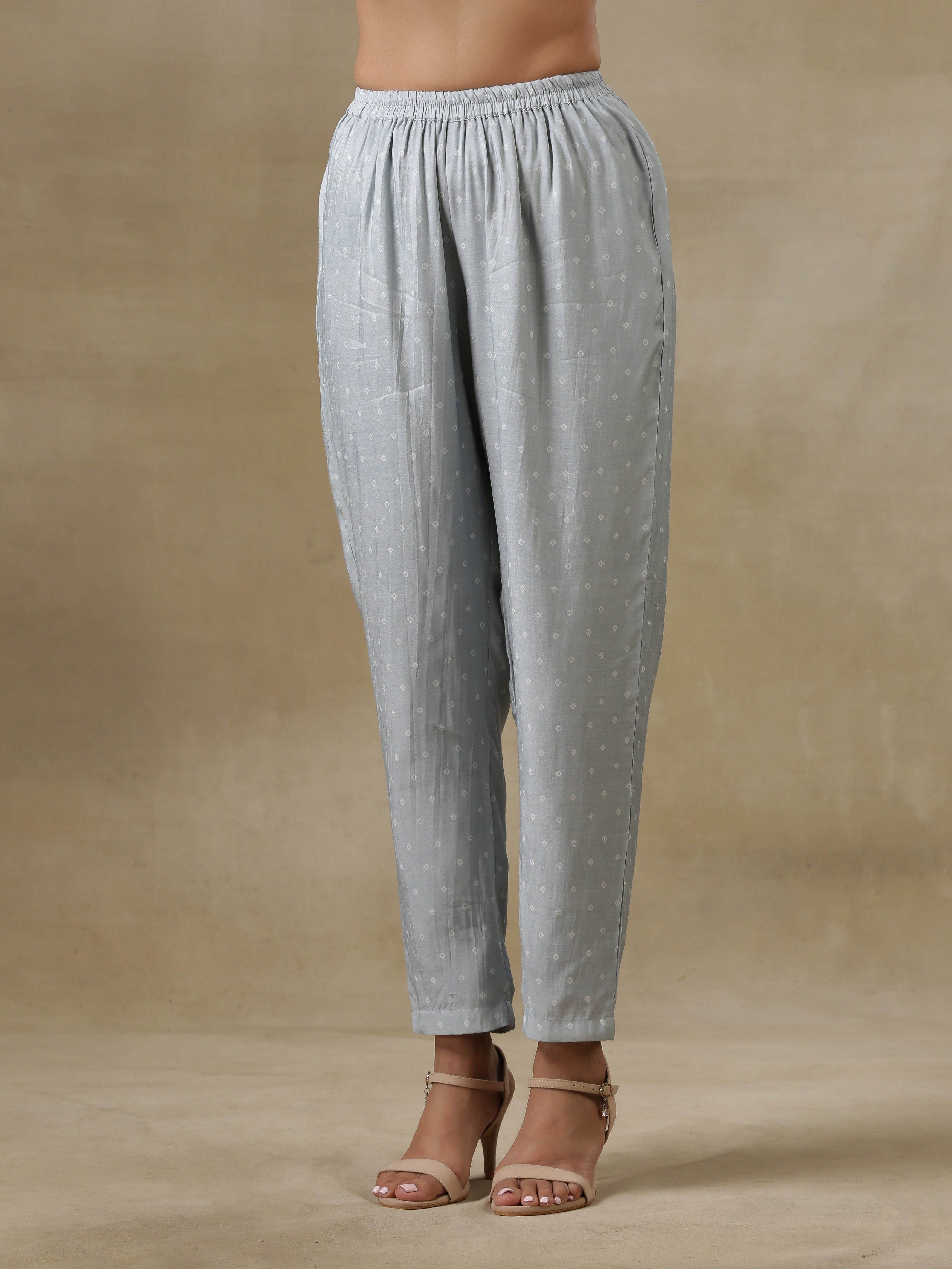 trueBrowns Grey Bandhani Printed Silk Yoke Kurta Pant Set - Distacart