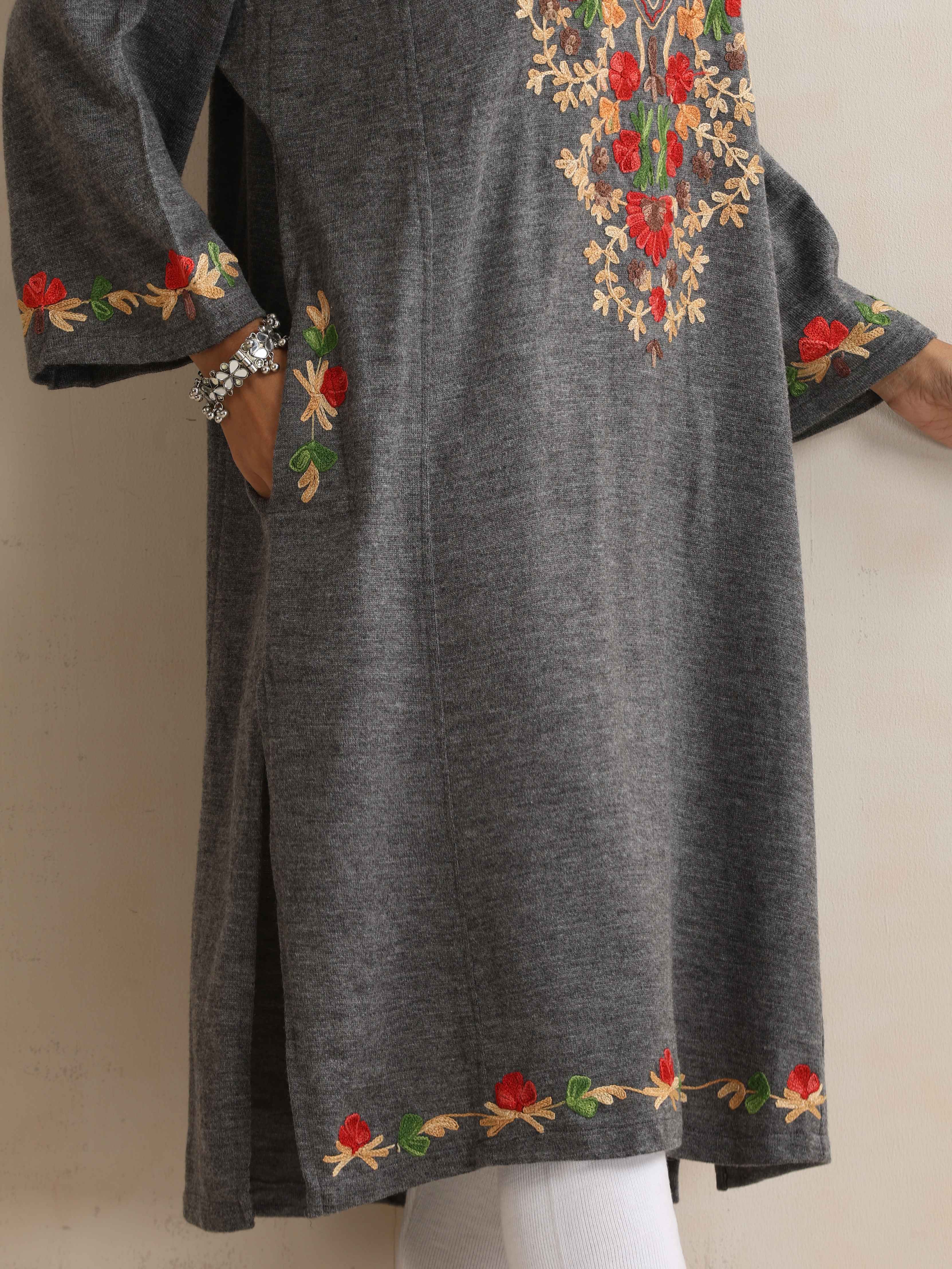 trueBrowns Grey Kashmiri Embroidered Woollen Phiran Kurta - Distacart