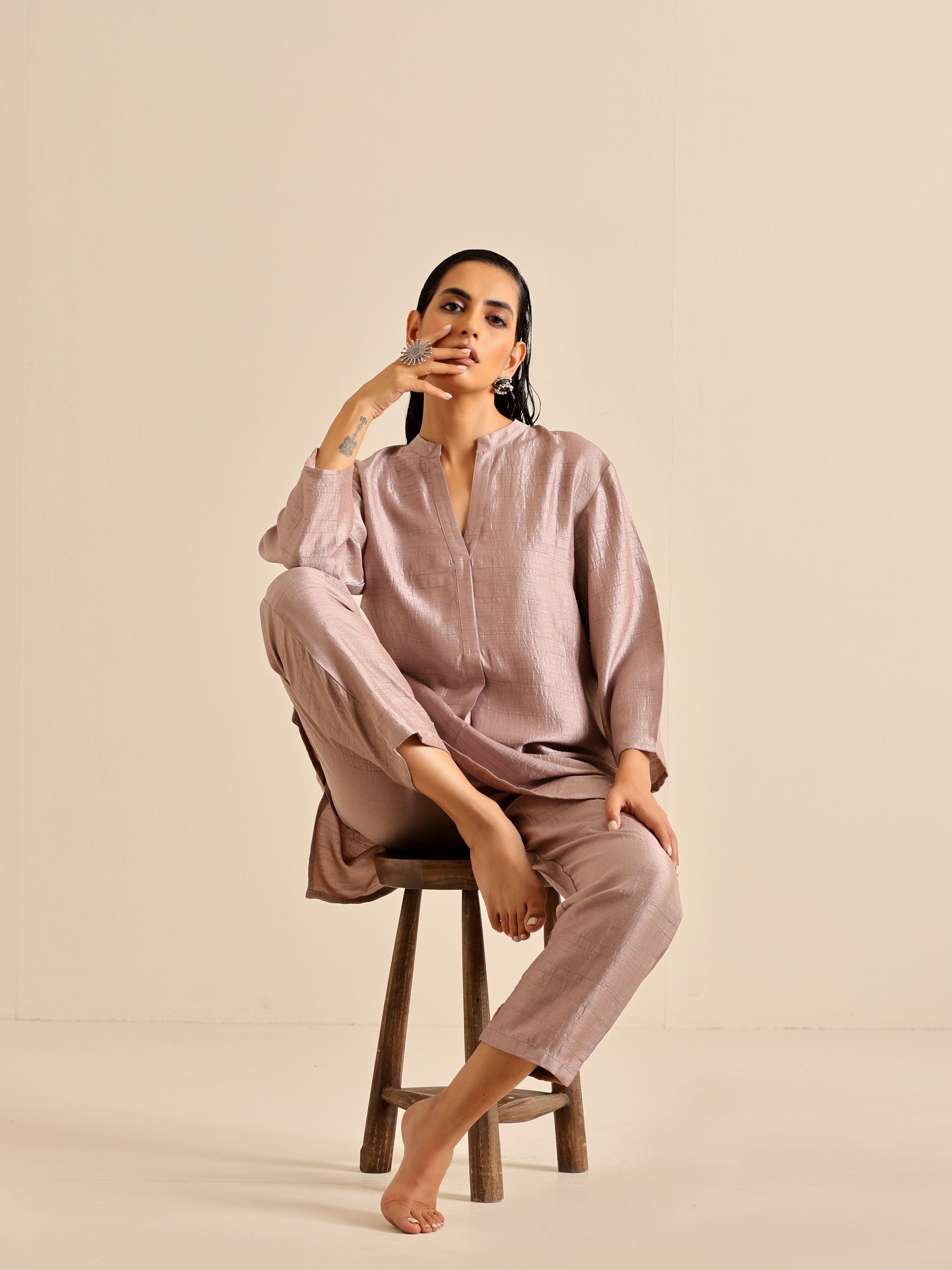 trueBrowns Grey Silk Texture Relaxed Co-Ord Set - Distacart