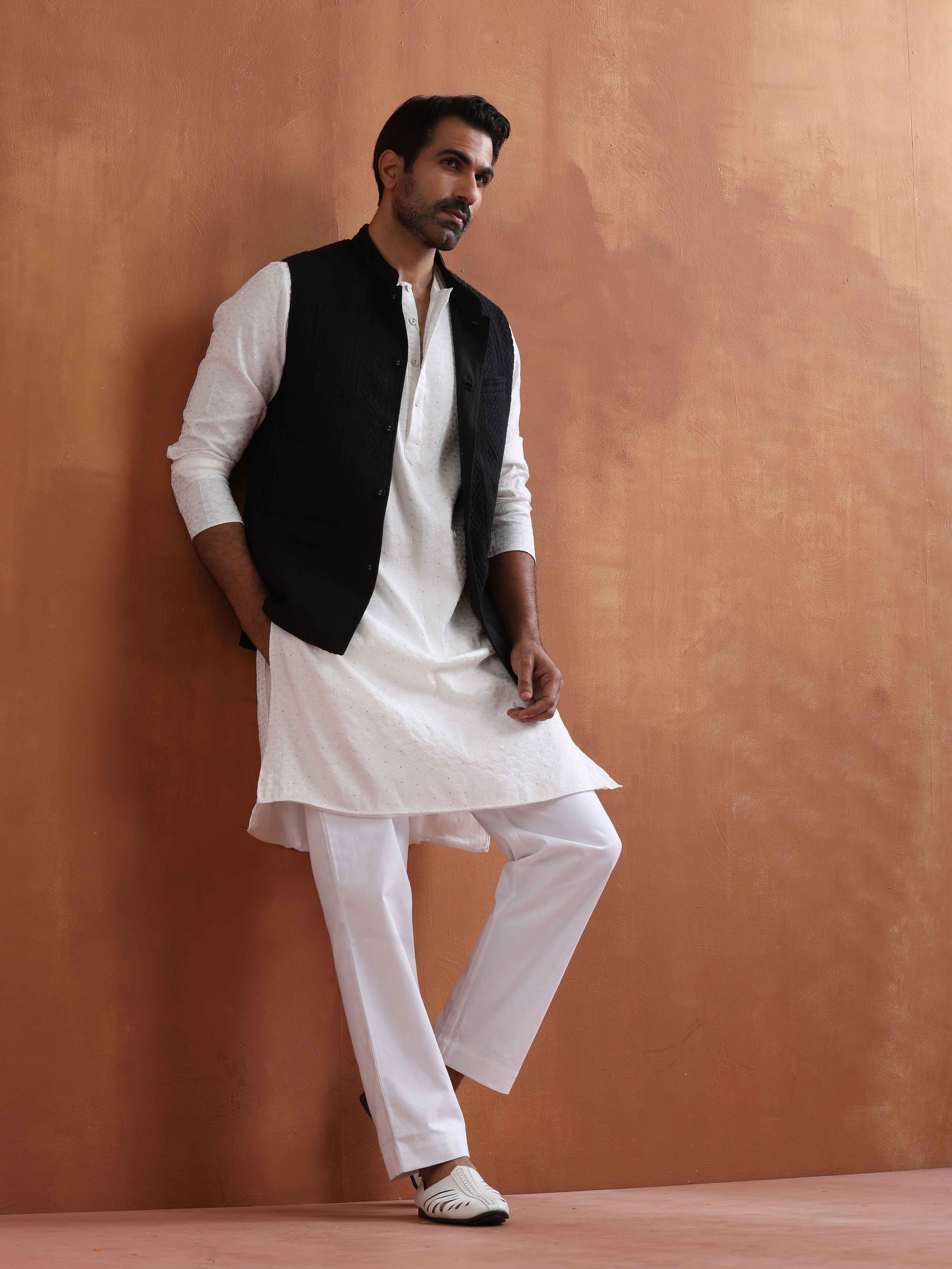 trueBrowns Men's Ivory Sequin Chanderi Kurta