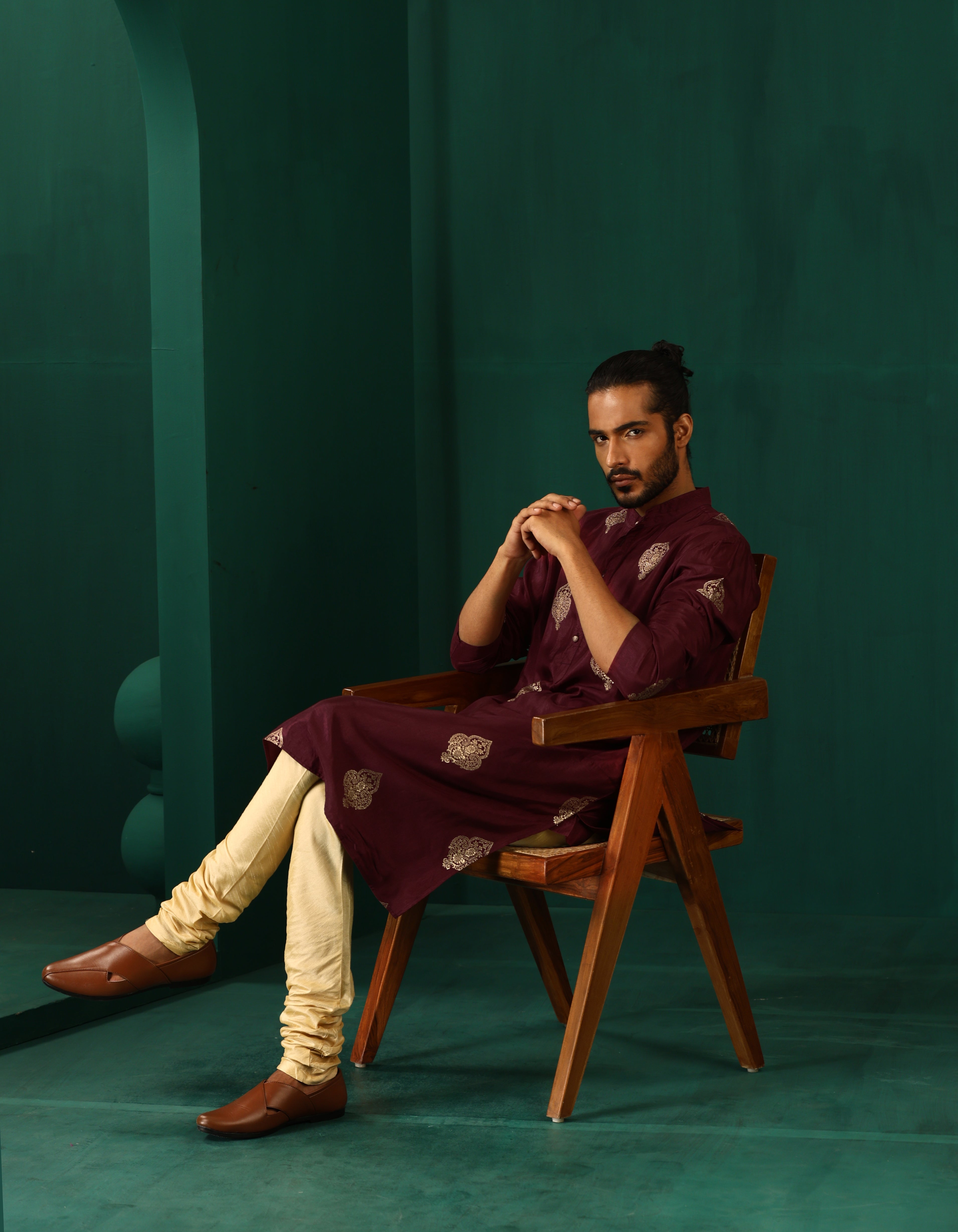 trueBrowns Men's Wine Geometric Viscose Silk Long Kurta - Distacart