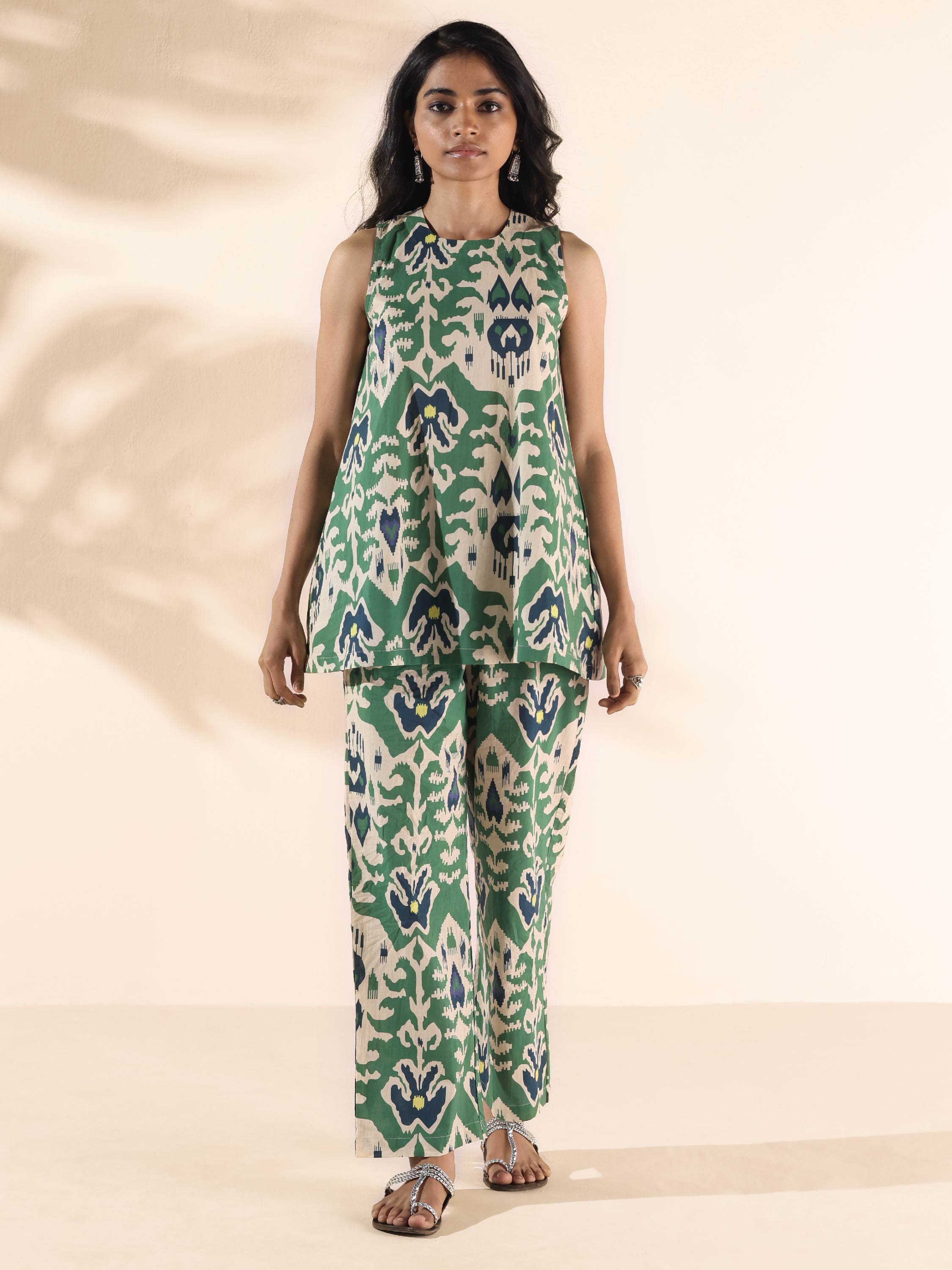 trueBrowns Green Cotton Ikat Sleeveless Co-ord Set - Distacart