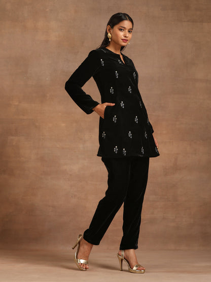 trueBrowns Black Velvet Embroidered Relaxed Co-ord Set - Distacart